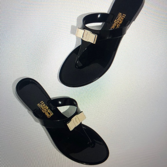Salvatore Ferragamo VARA BOW JELLY THONG - Picture 1 of 4